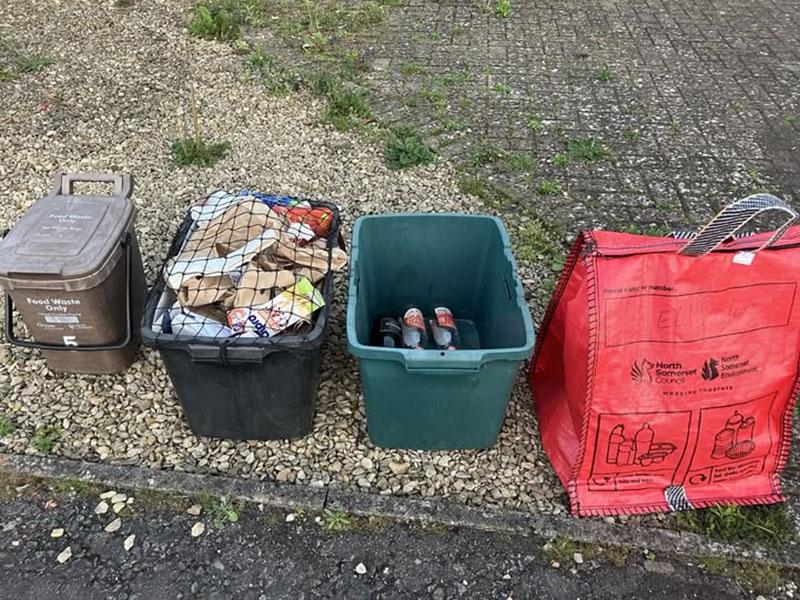 Recycling containers correctly sorted